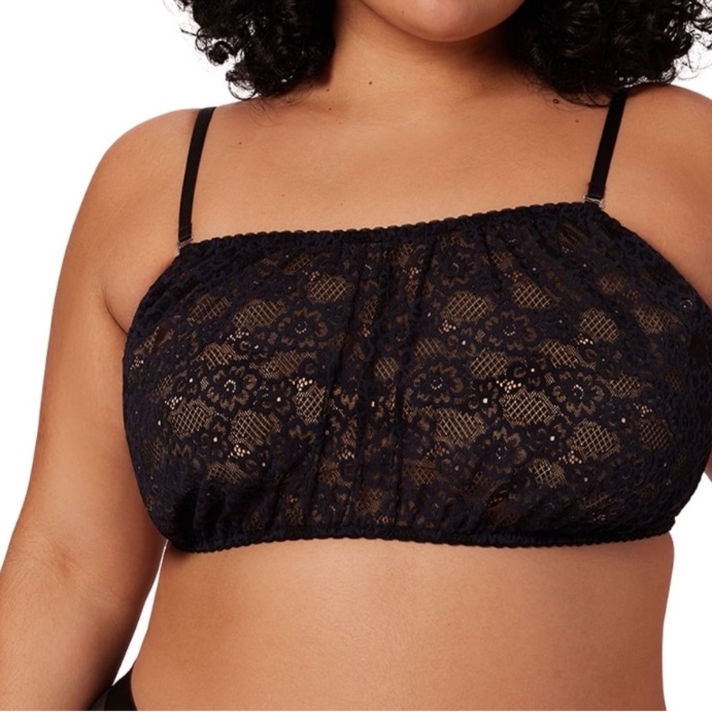 NWT XS black lace bralette no wire no padding 1428